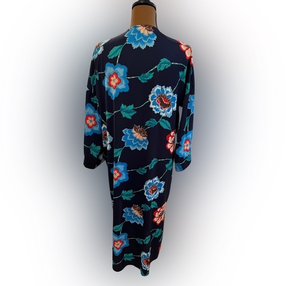 Forever 21 Floral Kimono in Blue - Picture 2 of 5